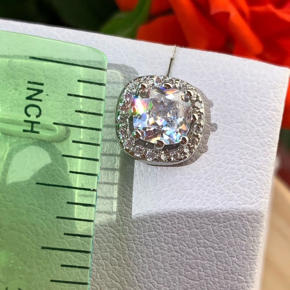 🌟 Sterling Silver 925 CZ Square Stud Earrings - Picture 5 of 6